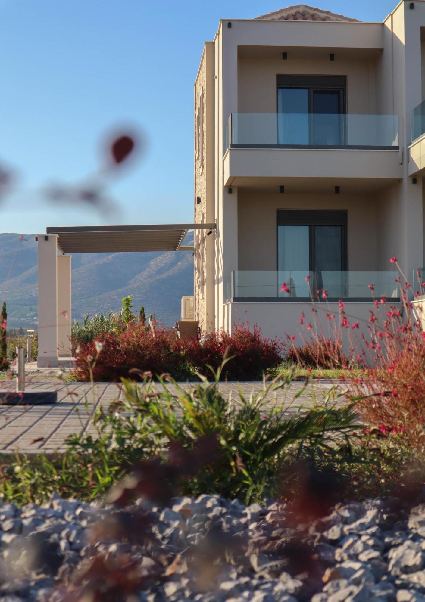 Almyres Luxurious Residences Míloi エクステリア 写真